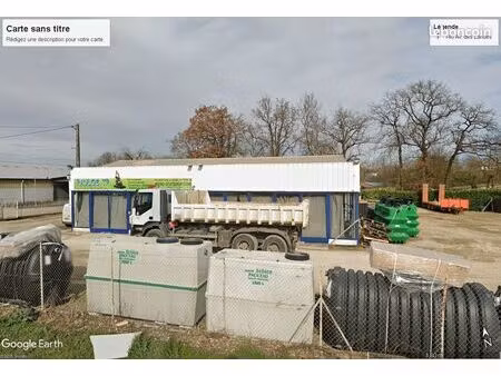 local commercial en bordure route tres passante