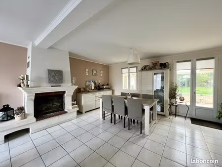 pavillon 6 pièces 153 m²