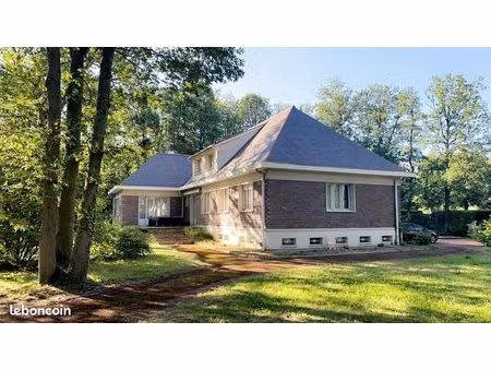 grande maison individuelle 250m² – terrain 2400m² – 5 chambres – secteur maison blanche ve