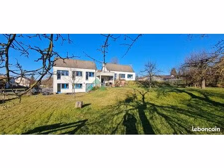 maison 4 pièces 156 m²