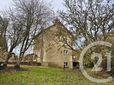 maison 8 pièces 111 m²