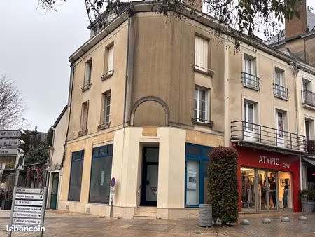 immeuble 8 pièces 130 m²