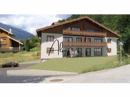 appartement 3 pièces 80 m²