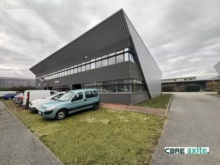 local d'activite 250 m² sainte helene du lac