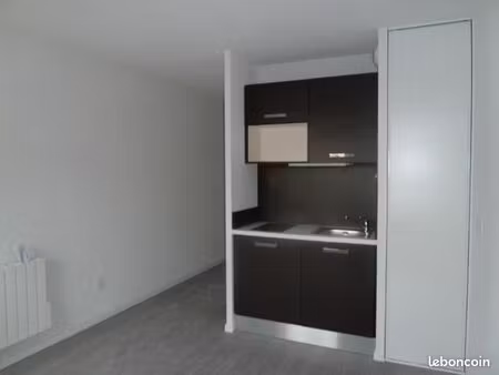 appartement 1 pièce 18 m²