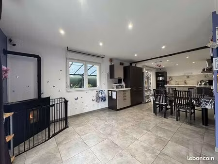 maison 5 pièces 99 m²