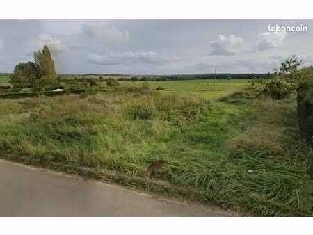 terrain 4 900 m² baslieux