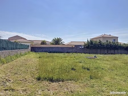 terrain 340 m² saint-michel-chef-chef