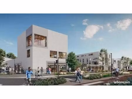 local commercial 251 m²