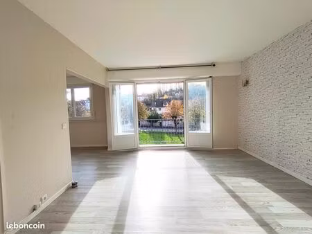 appartement 3 pièces 75 m²