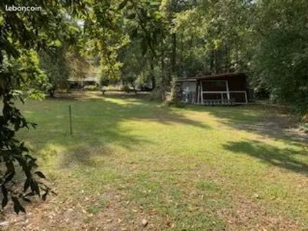 terrain constructible de 1445 m2 au pian medoc