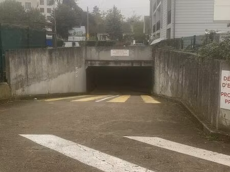 place parking à vendre - mantes la jolie