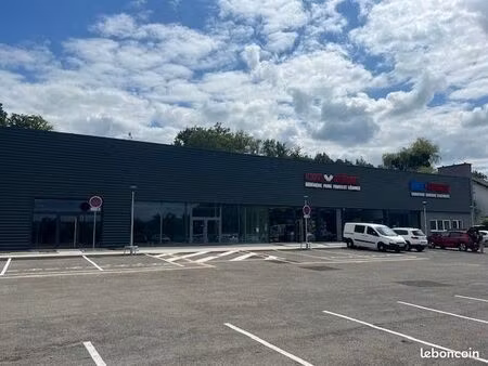 local commercial 346 m²