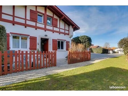 propriété 5 pièces 117 m²