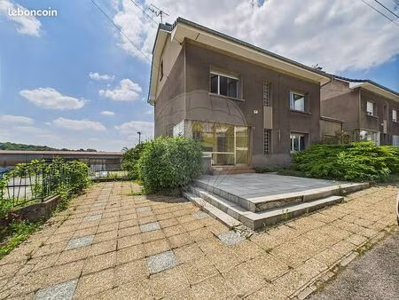 maison 9 pièces 146 m²