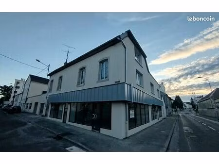 local commercial +/-240m2 à dole