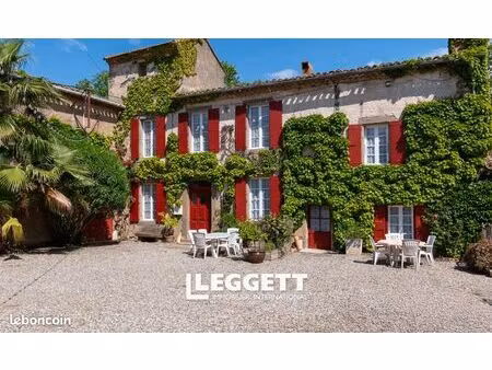 maison 21 pièces 552 m²