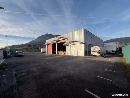local commercial 550 m² marignier