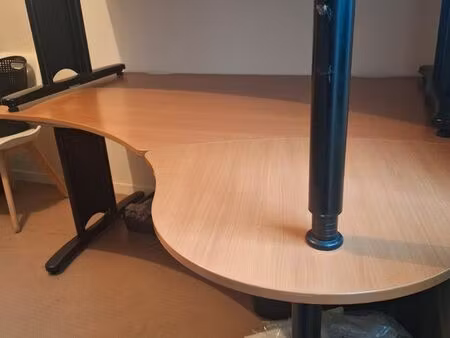 deux bureaux professionnels