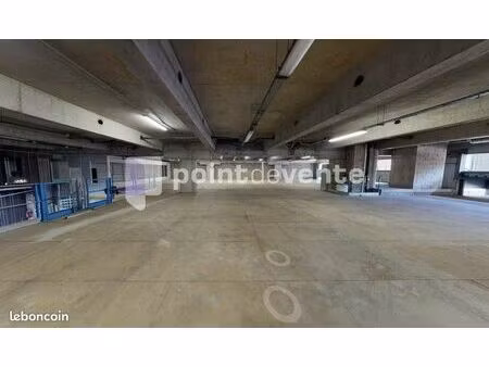 local commercial 956 m²