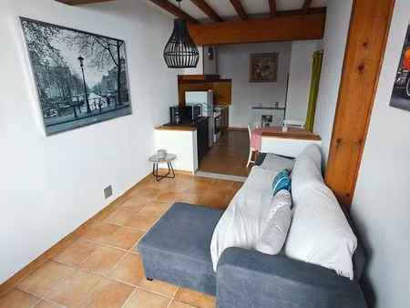 ? à louer : charmante maison de village à belveze du razes (11240)