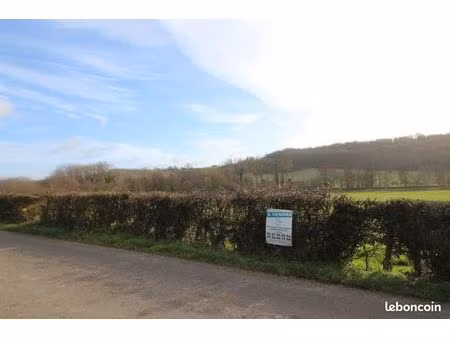 terrain 1508 m² beussent