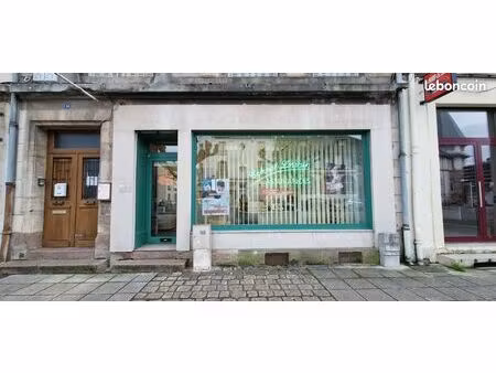 baccarat local commercial bureaux