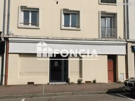 local commercial 60 m²