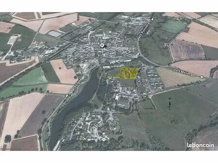 terrain 254 m² teille