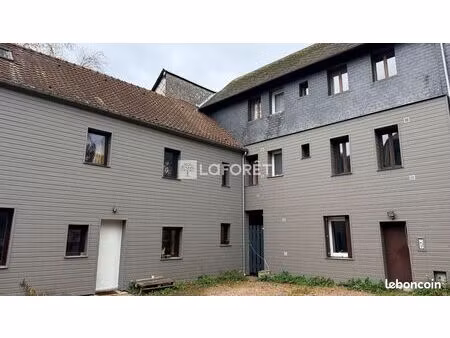 immeuble 15 pièces 280 m²