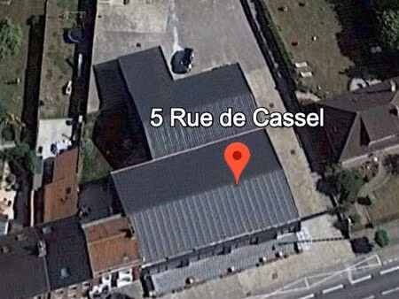 local commercial avec parking