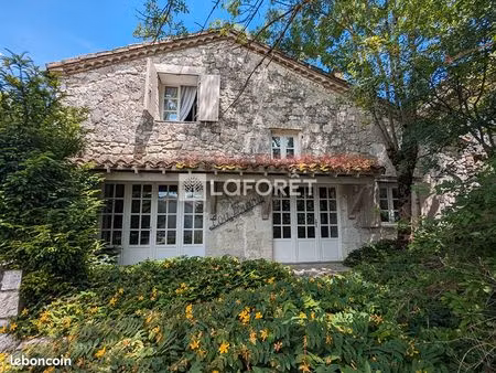 maison 6 pièces 185 m²