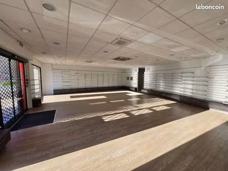 local commercial 218 m² saint nicolas de la grave