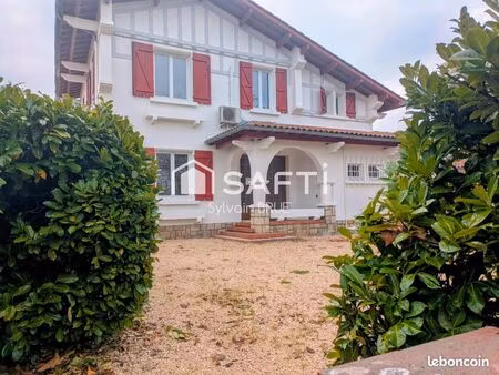 maison 7 pièces 169 m²