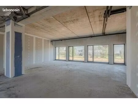 local commercial 108 m²