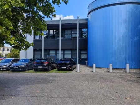 très rare : locaux rdc 249 m² (bureaux + stockage) – direct propriétaire