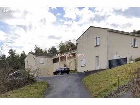 immeuble 18 pièces 371 m²