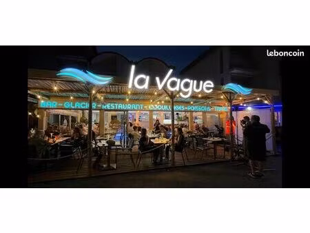 restaurant bar glacier