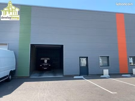 local d'activité 155 m²