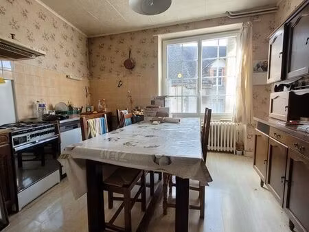 maison de ville 8 pièces 157 m²