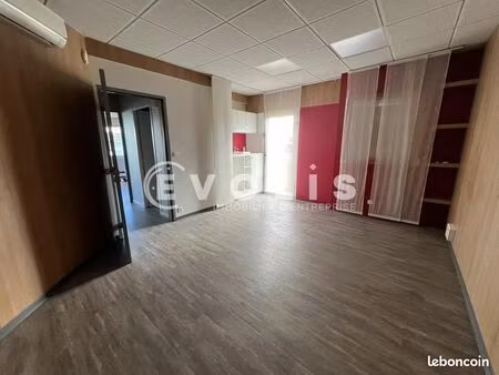 local d'activité 662 m²