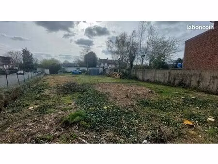 terrain à vendre 620 m2 à 2 km de la gare de béthune
