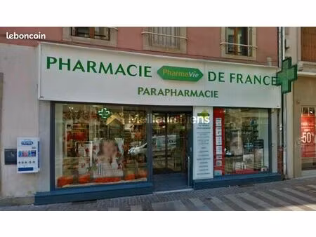 commerce divers 140 m²