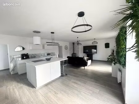 maison 3 pièces 117 m²