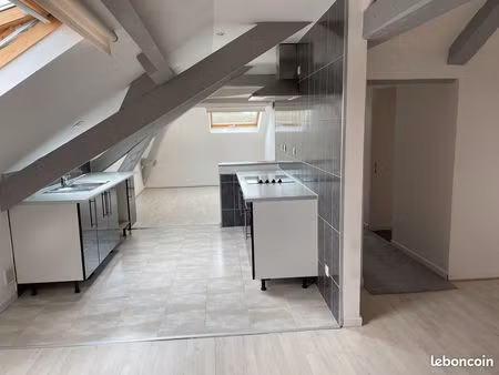 3 appartements à vendre 77167 poligny