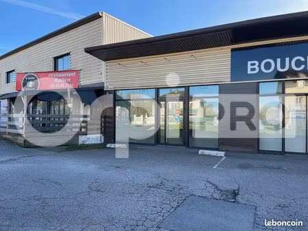 local commercial 60 m²