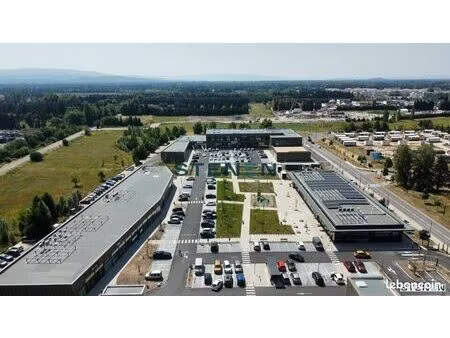 local commercial 139 m²