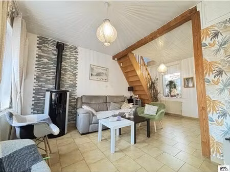 maison 6 pièces 93 m²
