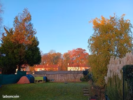 pavillon 6 pièces 80 m²