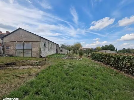 maison 2 pièces 168 m²